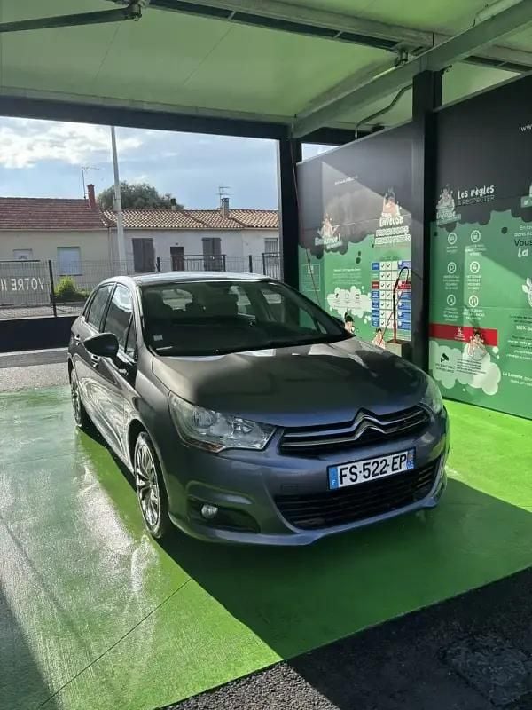 Utilisé 2012 Citroën C4 Attraction Berline | 6 000 € - Image 1/4