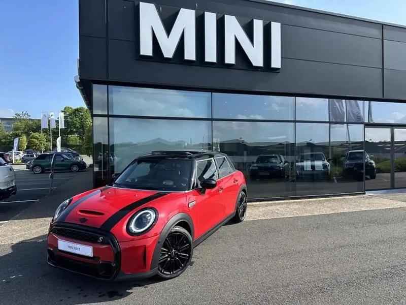 Rouge Utilisé 2022 Mini Cooper S Premium Plus Citadine | 28 900 € (Prix juste) - Image 1/4