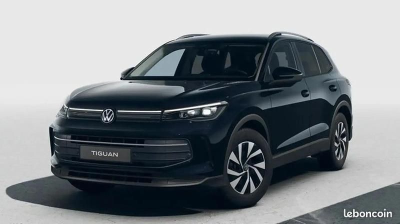 Noir Nouvelle 2025 VW Tiguan Life SUV | 40 990 € (Prix juste) - Image 1/4