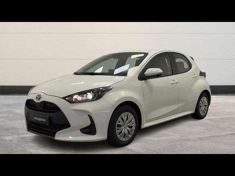 Utilisé 2023 Toyota Yaris Hybrid Berline | 18 590 € (Bon prix) - Image 1/1