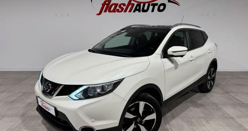 Blanc Utilisé 2015 Nissan Qashqai S SUV | 9 900 € (Prix assez cher) - Image 1/4
