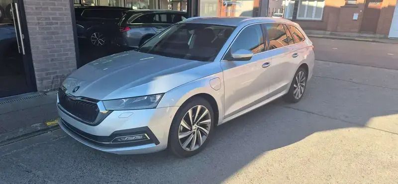 Argent Utilisé 2021 Skoda Octavia Break | 25 500 € (Prix juste) - Image 1/4