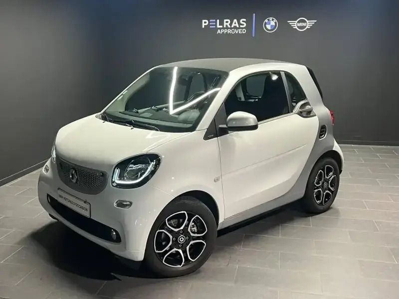 Blanc Utilisé 2019 Smart ForTwo Electric Drive Passion Berline | 11 990 € - Image 1/4