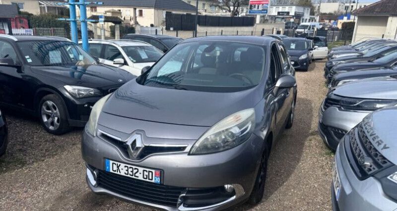 Gris Utilisé 2012 Renault Scénic III Authentique Monospace | 4 900 € (Prix juste) - Image 1/4