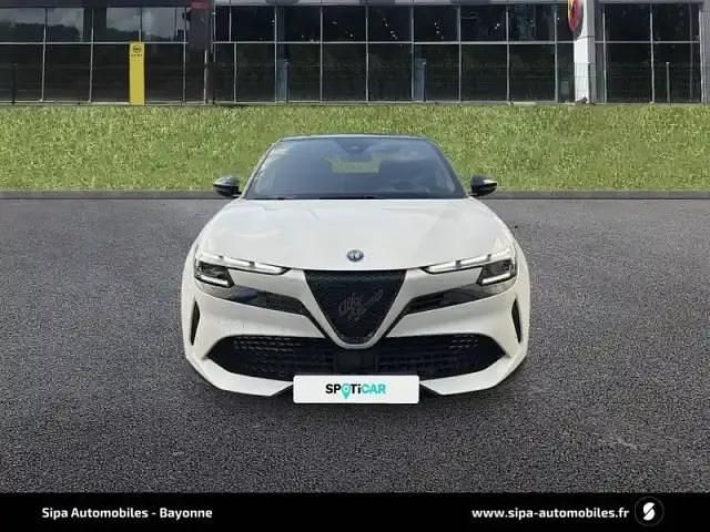 Nouvelle Alfa Romeo Junior 114 kW (156 ch) 2025 Blanc sempione avec toit SUV