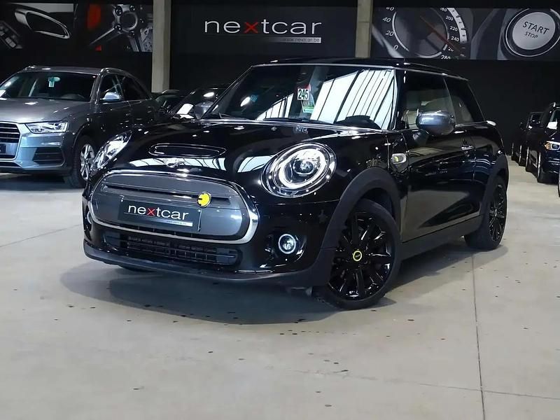 Noir Utilisé 2020 Mini Cooper SE Sport Citadine | 18 990 € (Prix juste) - Image 1/4