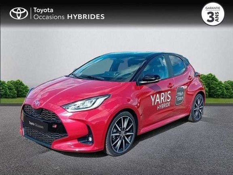 Utilisé 2025 Toyota Yaris Hybrid Sport Berline | 26 980 € (Prix juste) - Image 1/1