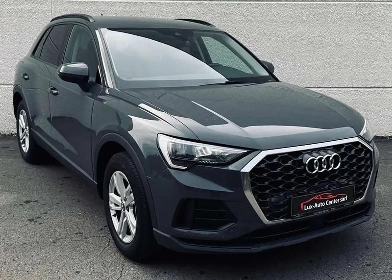 Gris Utilisé 2020 Audi Q3 Business SUV | 23 900 € (Super prix) - Image 1/4