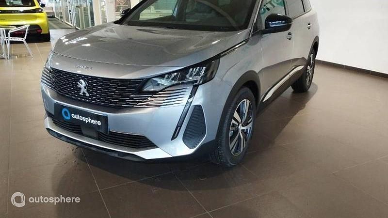 Gris Nouvelle 2025 Peugeot 5008 Allure Monospace | 35 499 € (Prix cher) - Image 1/4