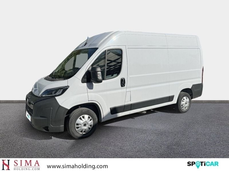 Blanc Utilisé 2024 Peugeot Boxer S Van | 30 990 € (Prix cher) - Image 1/4