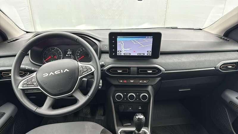 Image 4/4