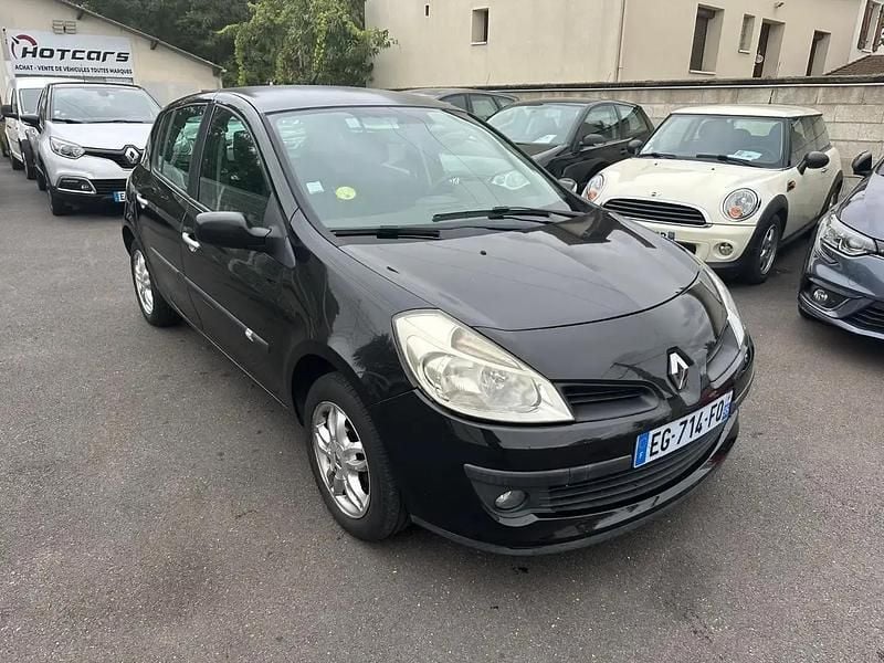 Noir Utilisé 2008 Renault Clio II Dynamique | 4 490 € - Image 1/4