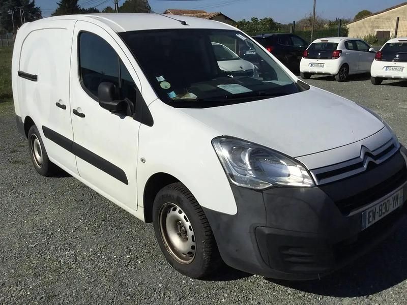 Blanc Occasion 2018 Citroën Berlingo Monospace | 7 980 € (Bon prix) - Image 1/4