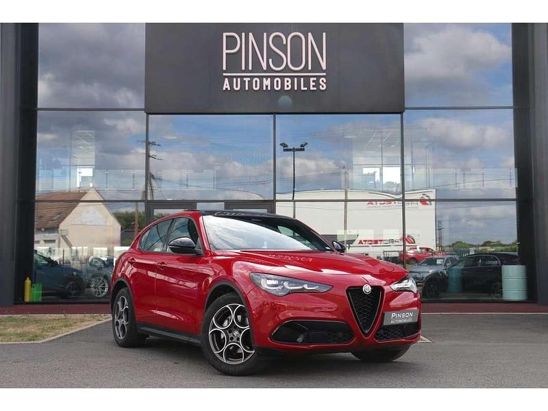 Occasion Alfa Romeo Stelvio Sprint 160 ch (117 kW) 2024 Rouge SUV