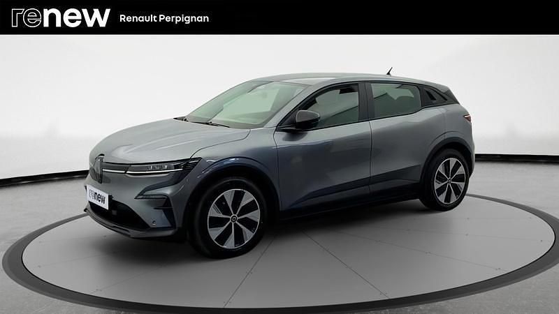 Gris Utilisé 2022 Renault Mégane Evolution Berline | 19 600 € (Bon prix) - Image 1/4