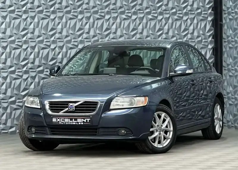 Bleu Utilisé 2010 Volvo S40 Kinetic Berline | 3 000 € - Image 1/4