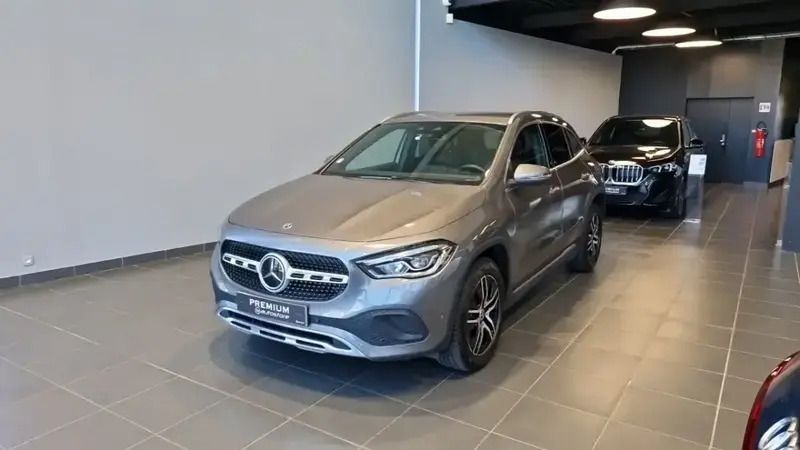 Utilisé 2021 Mercedes 200 Progressive SUV | 32 490 € (Prix juste) - Image 1/4