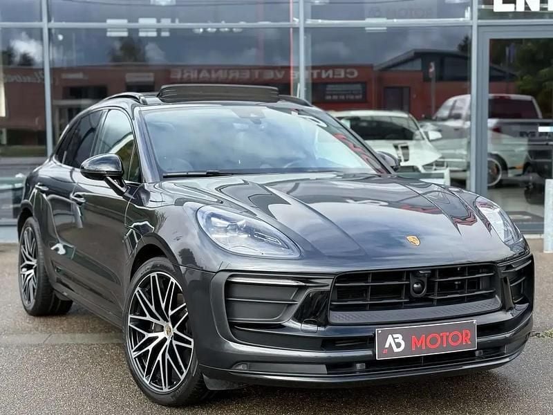 Gris Utilisé 2023 Porsche Macan Turbo SUV | 65 990 € (Bon prix) - Image 1/4