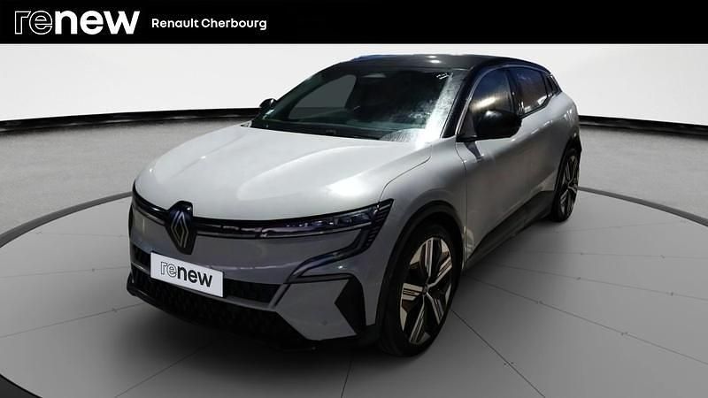 Gris Occasion 2022 Renault Megane E-Tech Iconic Berline | 24 490 € (Prix juste) - Image 1/4