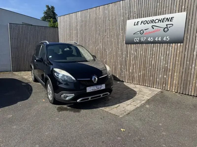 Noir Utilisé 2014 Renault Scénic III Bose Edition Monospace | 7 890 € (Prix juste) - Image 1/4