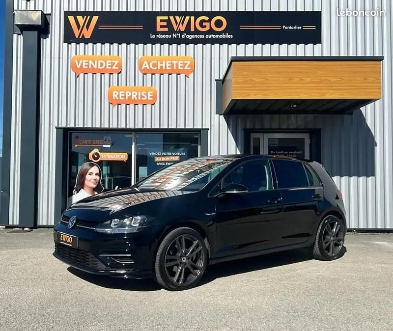 Noir Utilisé 2020 VW Golf VIII R-line Berline | 17 990 € (Super prix) - Image 1/4