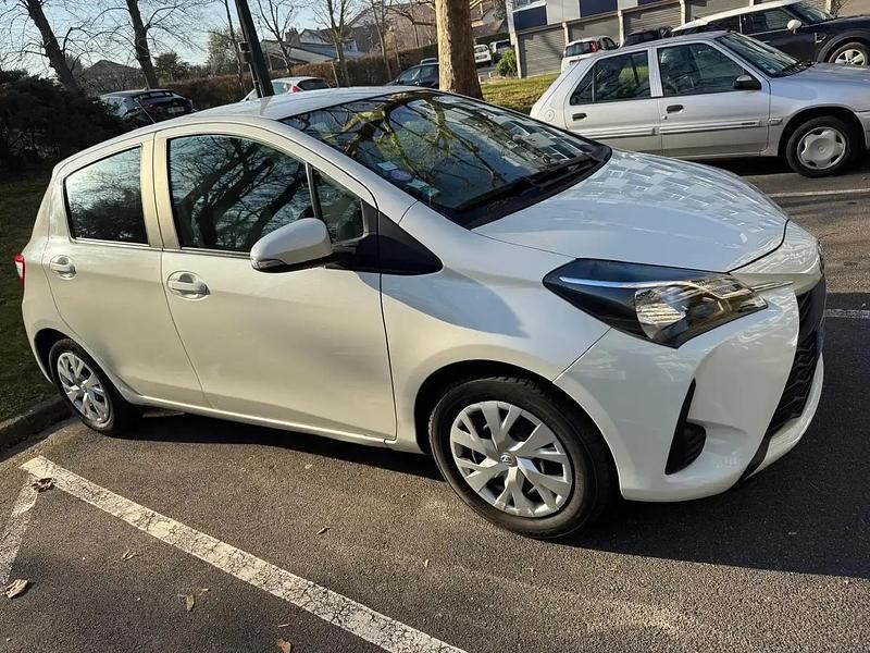 Occasion 2019 Toyota Yaris Berline | 11 000 € (Prix juste) - Image 1/4