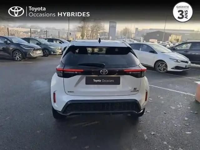 Occasion Toyota Yaris Cross Sport 2024 Gris chrome/toit noir (m) SUV