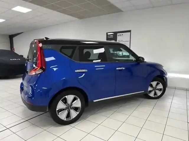 Occasion Kia Soul EV Premium 150 kW (204 ch) 2022 Bleu neptune mã©tal+toit noir abyssinie SUV
