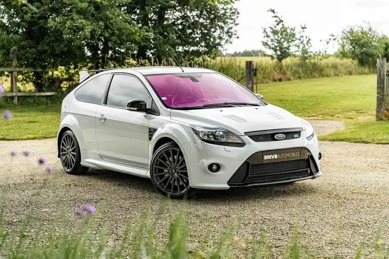 Blanc Utilisé 2009 Ford Focus RS Berline | 42 490 € - Image 1/4