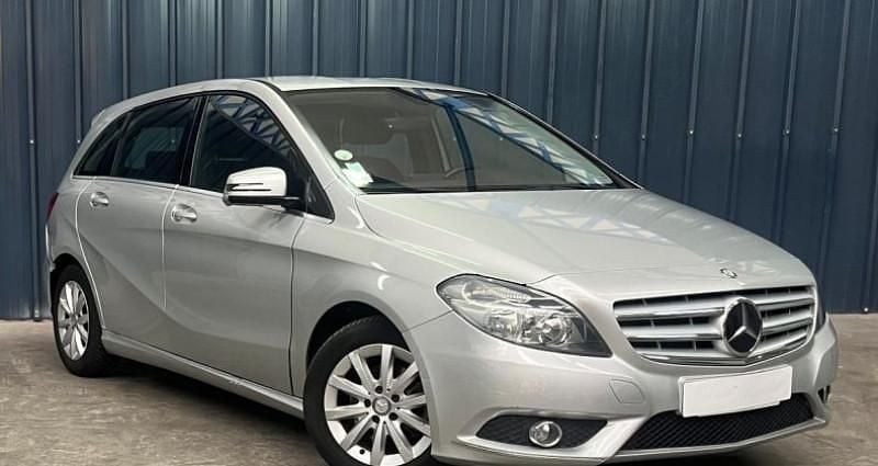 Utilisé 2012 Mercedes B200 Monospace | 7 990 € (Bon prix) - Image 1/4