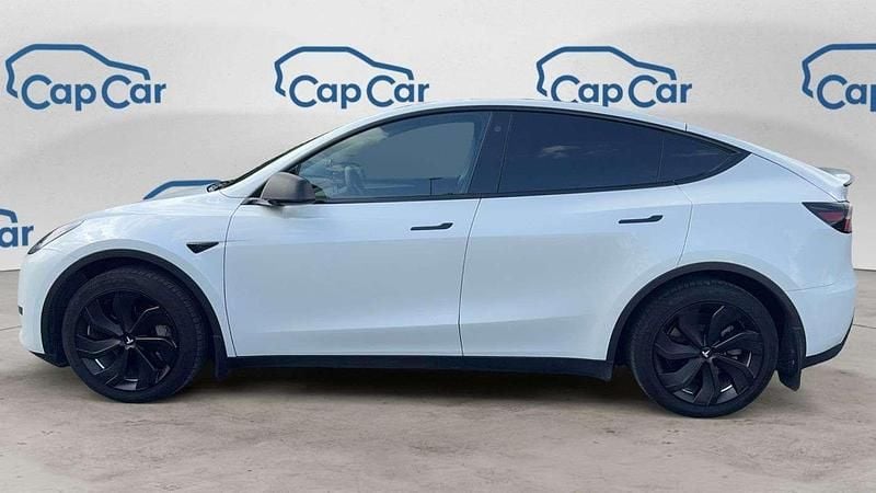 Occasion Tesla Model Y Standard Range 88 kW (120 ch) 2023 Blanc SUV