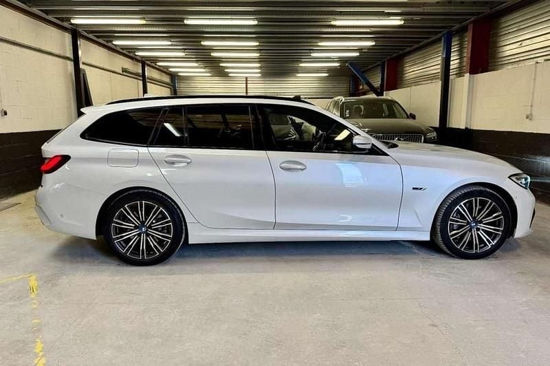 Occasion BMW 330e M Sport 292 ch (214 kW) 2022 Blanc Break