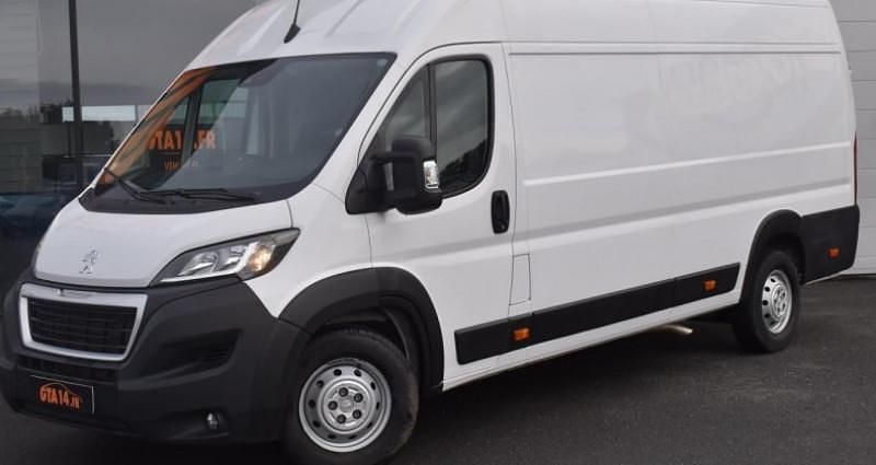 Utilisé 2022 Peugeot Boxer S Van | 21 777 € (Prix juste) - Image 1/4