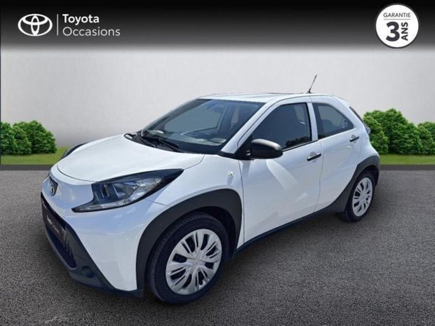 Blanc Utilisé 2023 Toyota Aygo Active Citadine | 13 290 € (Prix juste) - Image 1/4