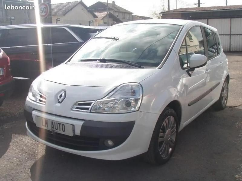 Blanc Occasion 2012 Renault Modus Night&Day Monospace | 5 990 € (Prix juste) - Image 1/4
