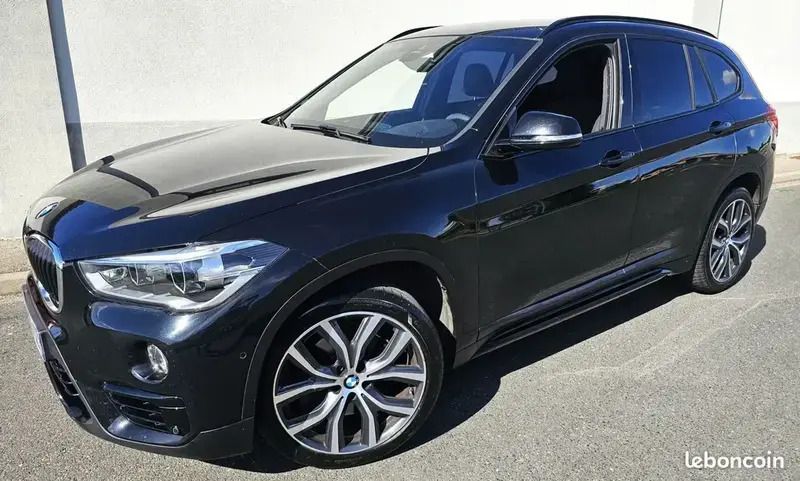 Noir Utilisé 2017 BMW X1 SUV | 18 990 € (Prix juste) - Image 1/4