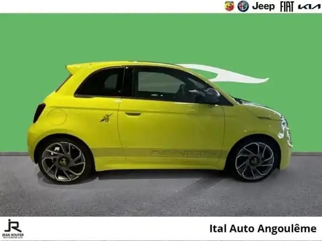 Occasion Abarth 500 Scorpionissima 2024 Vert acide Berline