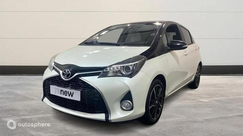 Blanc Occasion 2017 Toyota Yaris Design Berline | 10 299 € (Prix juste) - Image 1/4