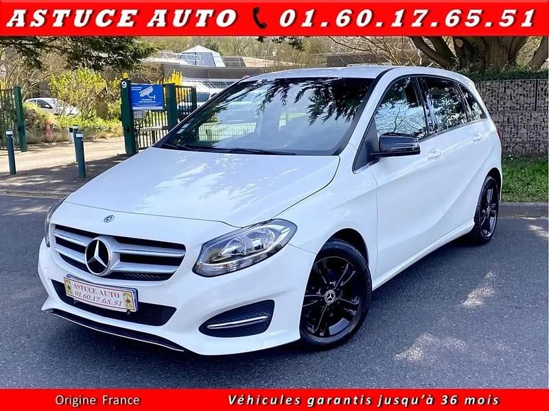 Blanc Utilisé 2017 Mercedes B180 Business Monospace | 11 499 € (Prix assez cher) - Image 1/4
