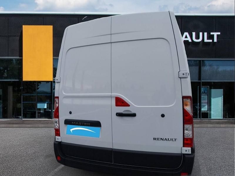 Occasion Renault Master 135 ch (99 kW) 2023 Berline
