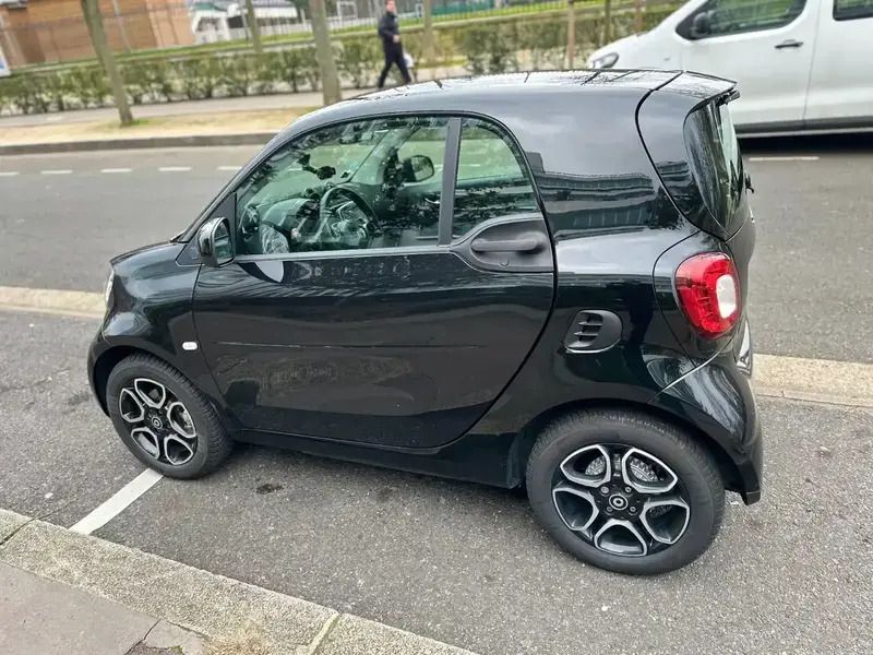 Noir Utilisé 2020 Smart ForTwo Electric Drive Prime Coupé | 10 300 € - Image 1/4
