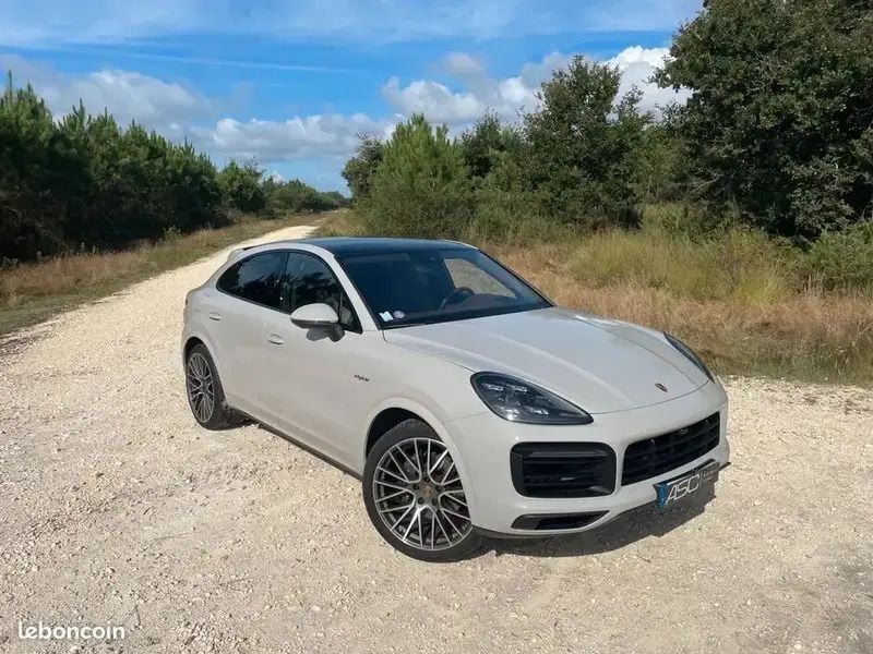 Gris Utilisé 2020 Porsche Cayenne SUV | 74 990 € (Prix cher) - Image 1/4
