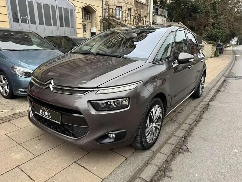 Gris Occasion 2016 Citroën C4 Picasso Exclusive Monospace | 12 999 € (Prix juste) - Image 1/4