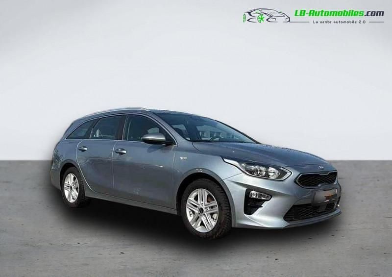 Utilisé 2019 Kia Ceed Berline | 21 400 € (Prix juste) - Image 1/4