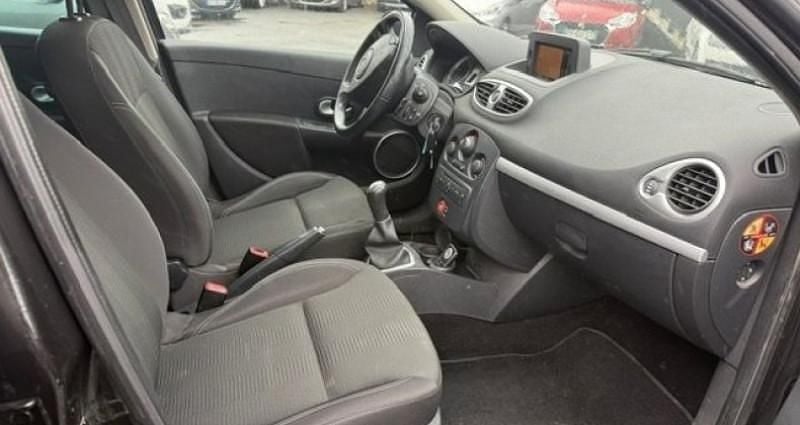 Occasion Renault Clio III Expression 90 ch (66 kW) 2011 Citadine