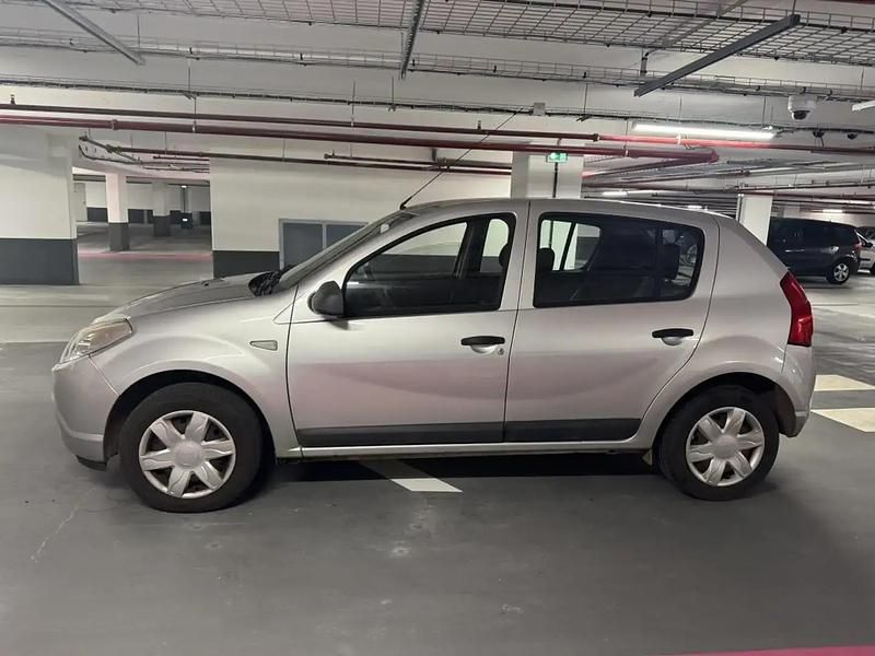 Occasion Dacia Sandero 56 ch (41 kW) 2011 Gris Berline