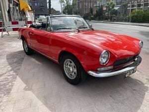 Rouge Utilisé 1972 Fiat 124 Spider Cabriolet | 19 000 € - Image 1/4