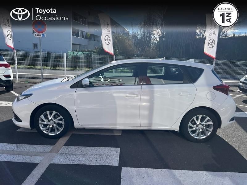 Occasion Toyota Auris 116 ch (85 kW) 2017