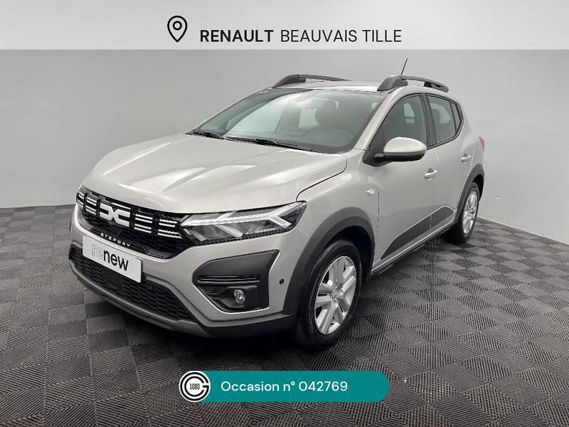 Gris Occasion 2024 Dacia Sandero Expression Citadine | 15 490 € (Prix juste) - Image 1/4