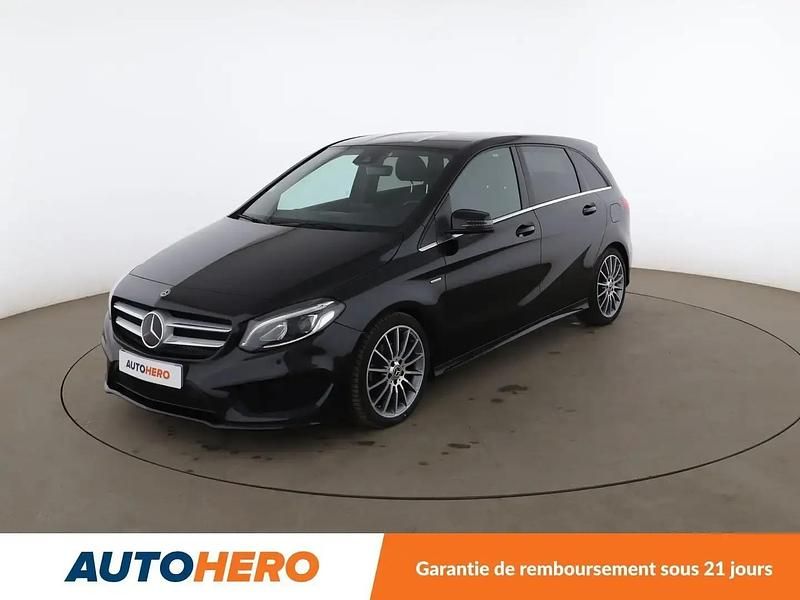 Noir Occasion 2018 Mercedes B200 Edition Monospace | 21 190 € (Prix juste) - Image 1/2